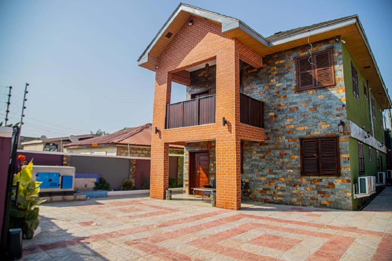 Bays Boutique Apartment Acra Exterior foto