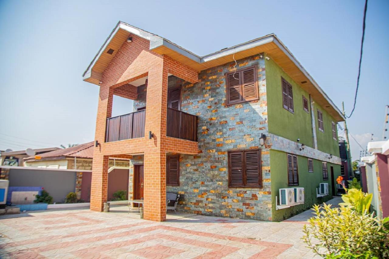 Bays Boutique Apartment Acra Exterior foto