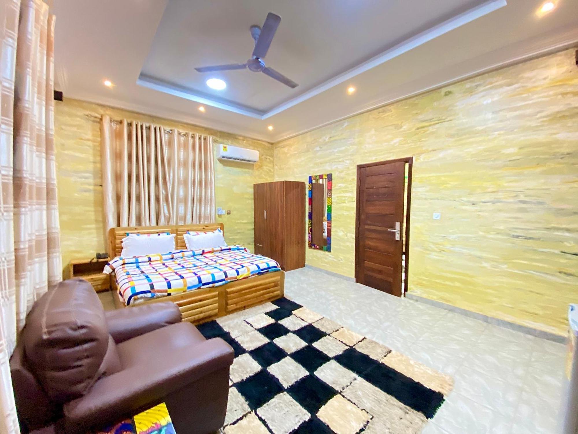 Bays Boutique Apartment Acra Exterior foto
