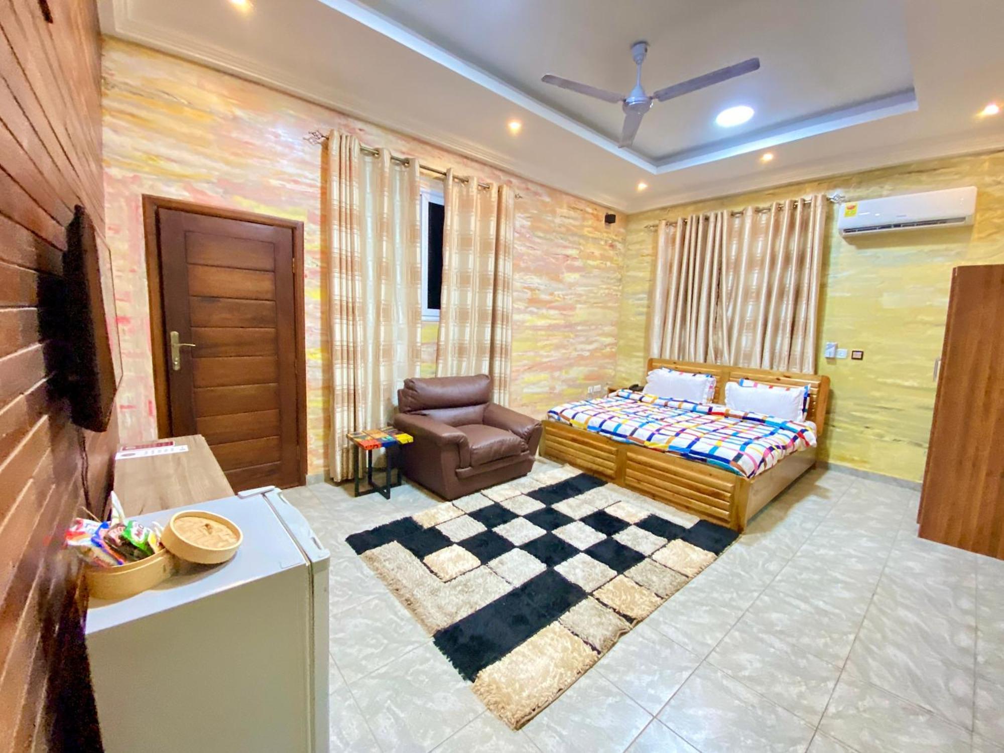 Bays Boutique Apartment Acra Exterior foto